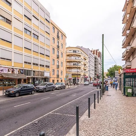Spacious 2bedroom Close To Amoreiras By Guestready 公寓 Lisboa